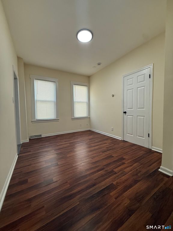 51 Gilbert Street 1st floor, West Haven, CT 06516