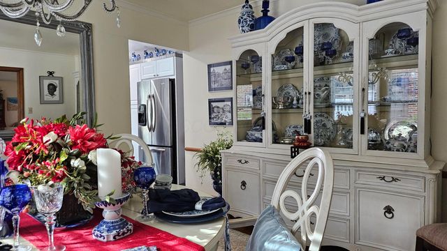 889 Kelton Avenue, Columbus, OH 43206