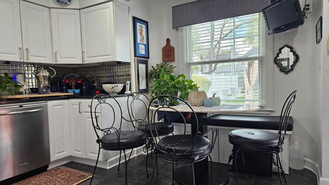 889 Kelton Avenue, Columbus, OH 43206