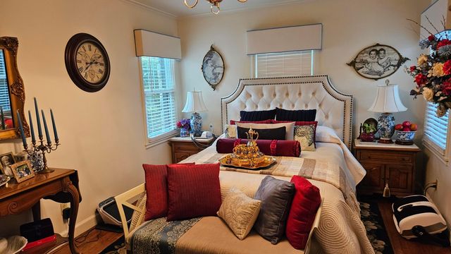 889 Kelton Avenue, Columbus, OH 43206