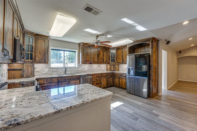 344 Buchanan Drive, Waxahachie, TX 75165