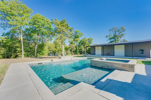 344 Buchanan Drive, Waxahachie, TX 75165