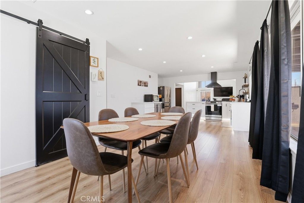 Image 17 of property listing at 2019 Hietter, Simi Valley, CA 93063