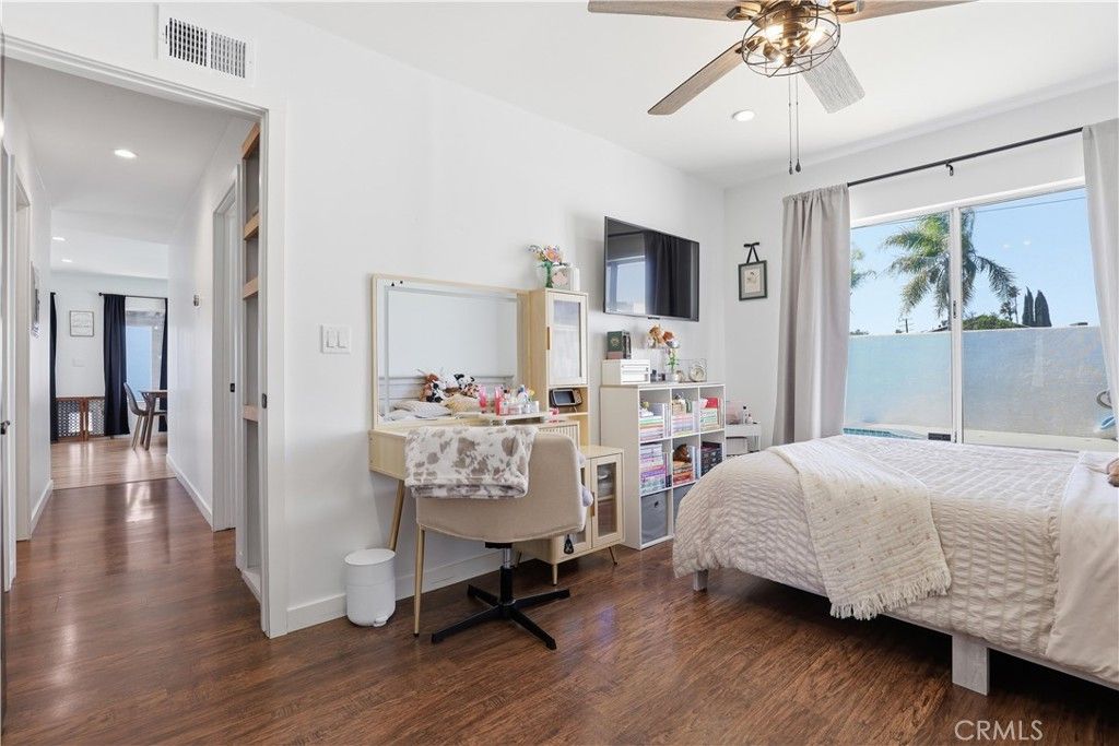 Image 25 of property listing at 2019 Hietter, Simi Valley, CA 93063