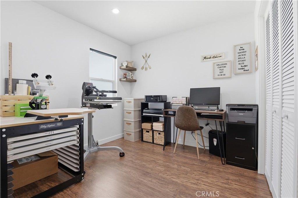 Image 32 of property listing at 2019 Hietter, Simi Valley, CA 93063