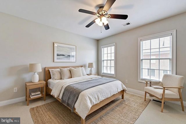 716 RIVER MIST DR, Oxon Hill, MD 20745