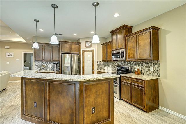 5817 Bella Di Giorno Dr, Corpus Christi, TX 78414