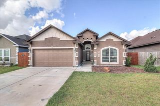 5817 Bella Di Giorno Dr, Corpus Christi, TX 78414