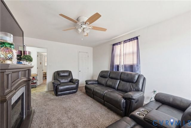 308-310 Prince Albert Ave, Colonial Heights, VA 23834