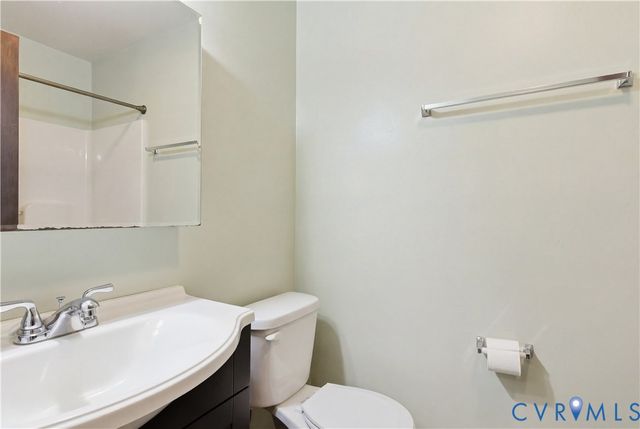 308-310 Prince Albert Ave, Colonial Heights, VA 23834