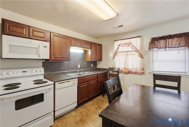 308-310 Prince Albert Ave, Colonial Heights, VA 23834