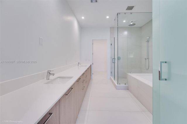 153 N Seabreeze Blvd 0401-S, Fort Lauderdale, FL 33304