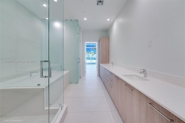 153 N Seabreeze Blvd 0401-S, Fort Lauderdale, FL 33304