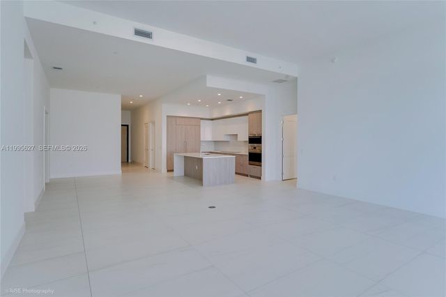 153 N Seabreeze Blvd 0401-S, Fort Lauderdale, FL 33304