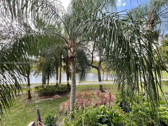 3850 Washington Street 214, Hollywood, FL 33021