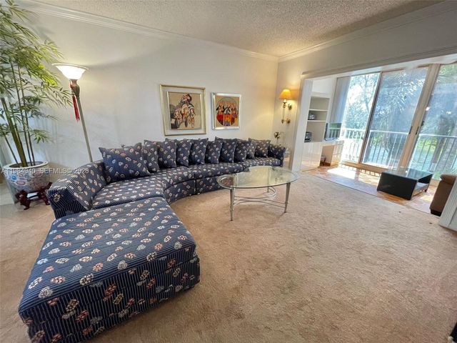 3850 Washington Street 214, Hollywood, FL 33021