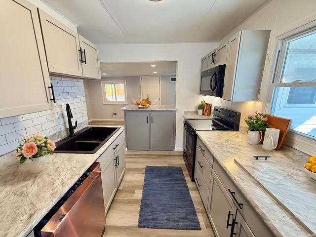 319 Sheridan Road, Evansville, IN 47711