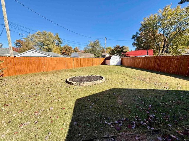 319 Sheridan Road, Evansville, IN 47711