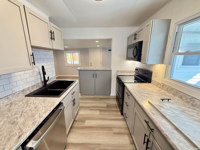 319 Sheridan Road, Evansville, IN 47711