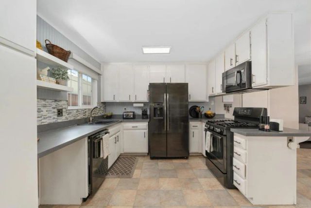 1434 Cottonwood Court, San Marcos, CA 92069