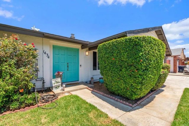 1434 Cottonwood Court, San Marcos, CA 92069