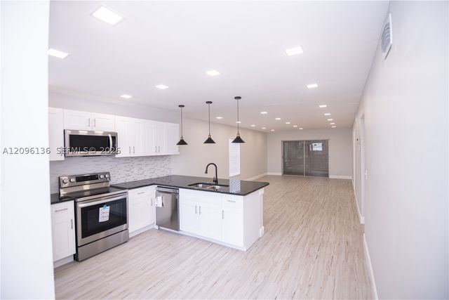 2929 Zorno Way 201, Delray Beach, FL 33445