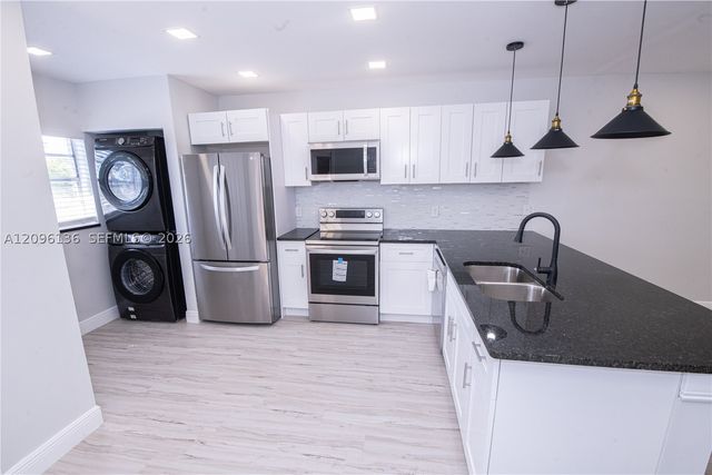 2929 Zorno Way 201, Delray Beach, FL 33445