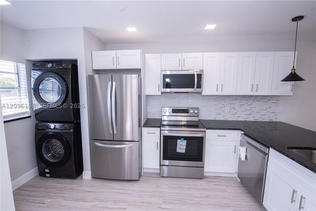 2929 Zorno Way 201, Delray Beach, FL 33445