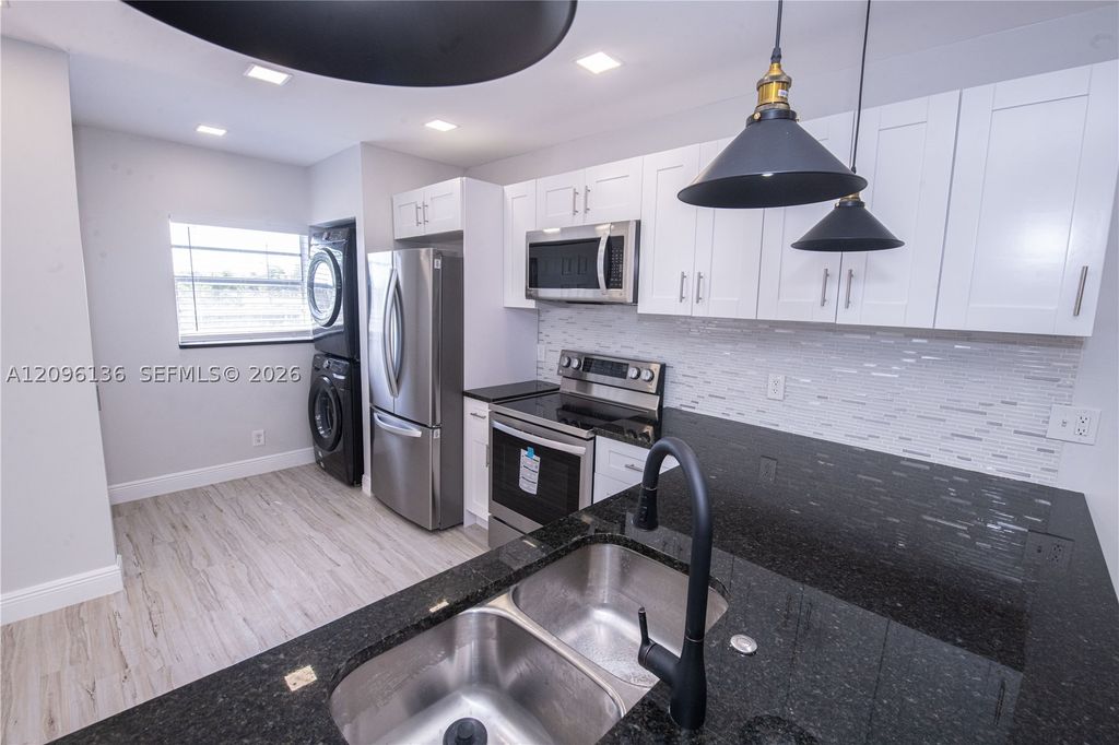 2929 Zorno Way 201, Delray Beach, FL 33445