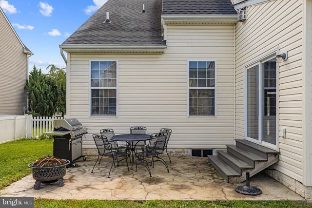 1207 STALLION ST, Ranson, WV 25438