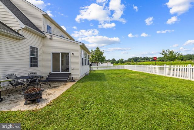 1207 STALLION ST, Ranson, WV 25438