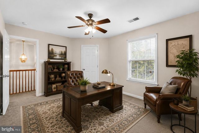 1207 STALLION ST, Ranson, WV 25438