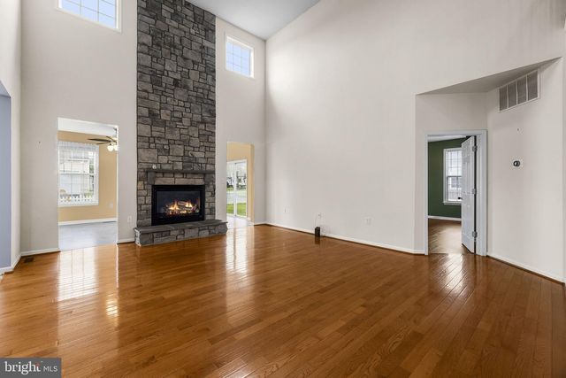 1207 STALLION ST, Ranson, WV 25438