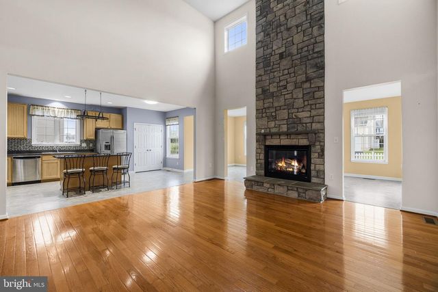 1207 STALLION ST, Ranson, WV 25438