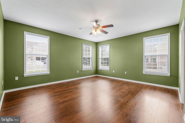 1207 STALLION ST, Ranson, WV 25438