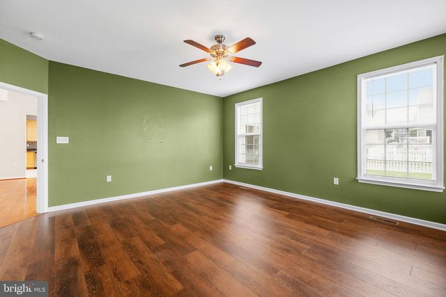 1207 STALLION ST, Ranson, WV 25438