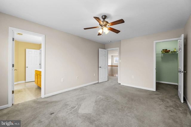 1207 STALLION ST, Ranson, WV 25438