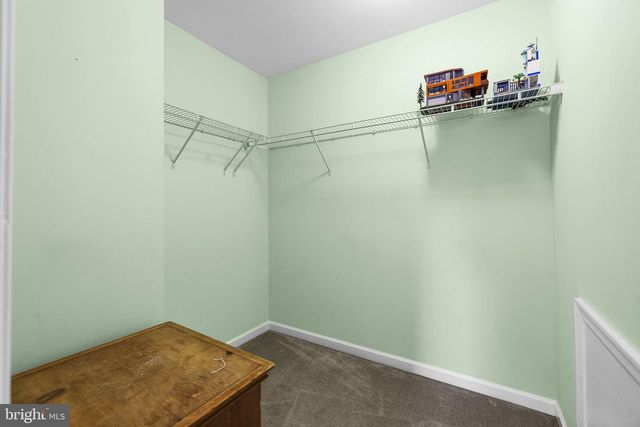1207 STALLION ST, Ranson, WV 25438