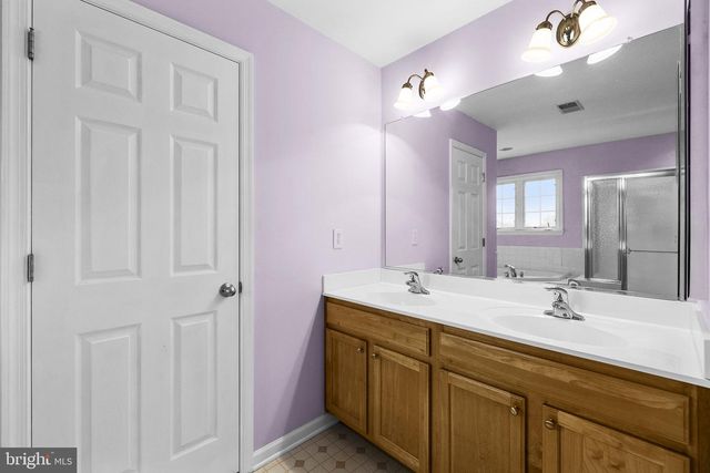 1207 STALLION ST, Ranson, WV 25438