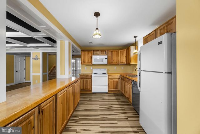 1207 STALLION ST, Ranson, WV 25438