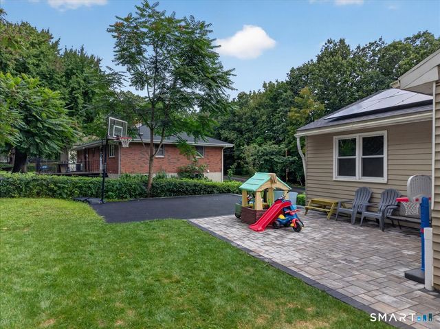 327 Lakeside Boulevard West, Waterbury, CT 06708