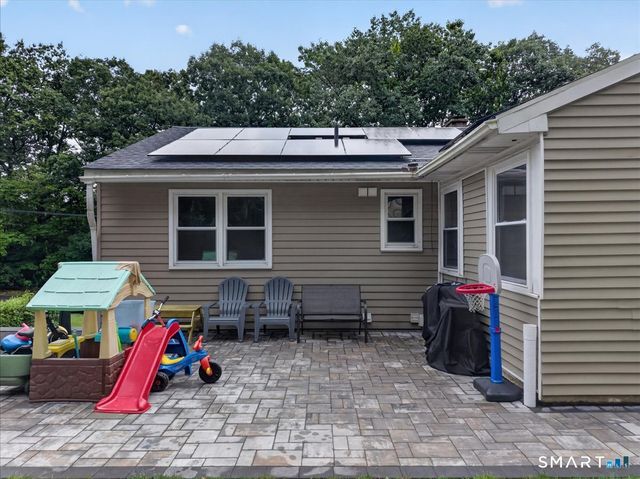 327 Lakeside Boulevard West, Waterbury, CT 06708