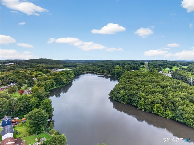 327 Lakeside Boulevard West, Waterbury, CT 06708