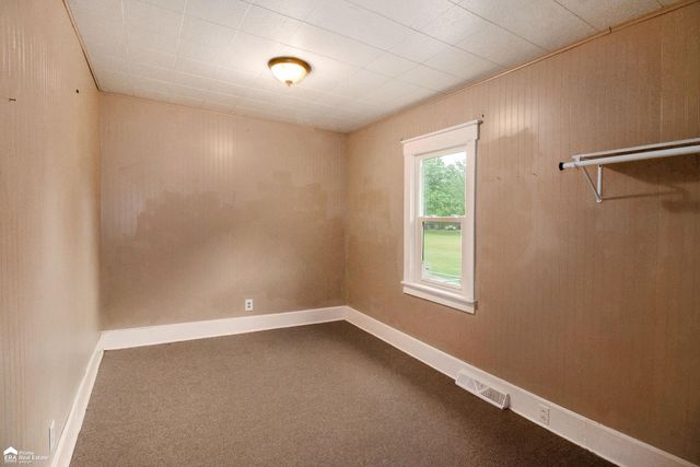 187 S Saginaw Street, Montrose, MI 48457