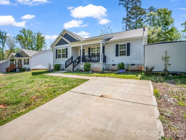 198 Parkland Drive, Forest City, NC 28043