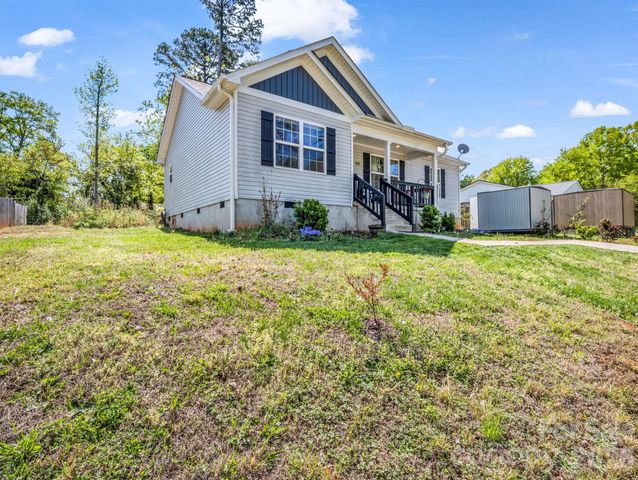 198 Parkland Drive, Forest City, NC 28043