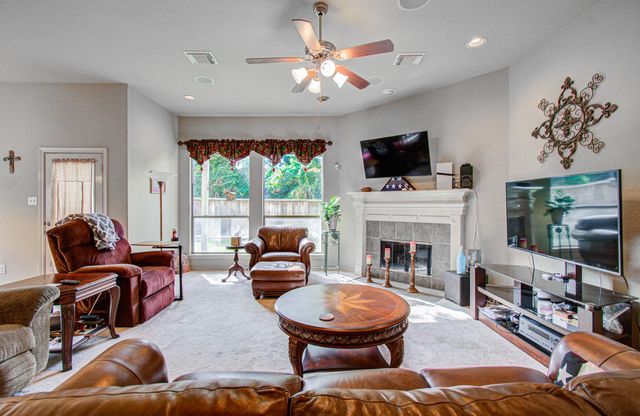 1819 Ryansbrook Lane, Spring, TX 77386