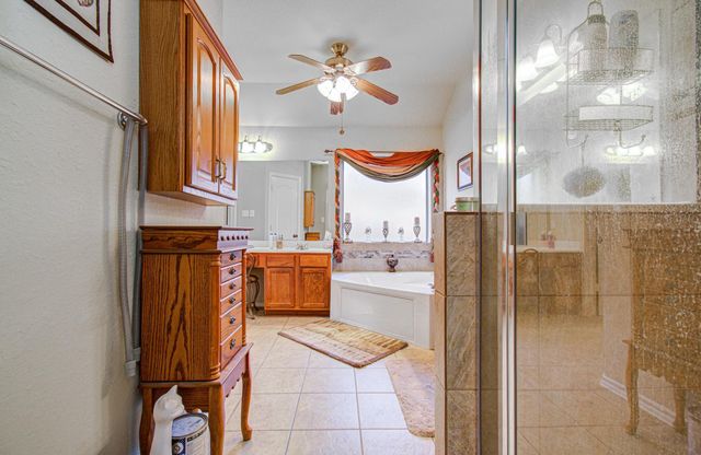 1819 Ryansbrook Lane, Spring, TX 77386