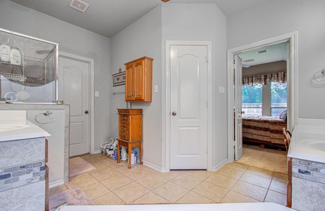 1819 Ryansbrook Lane, Spring, TX 77386