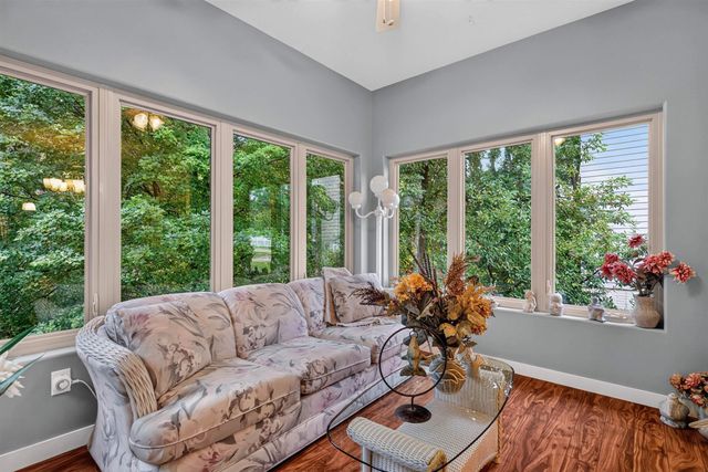 4022 Wedgewood Drive, Cedar Falls, IA 50613